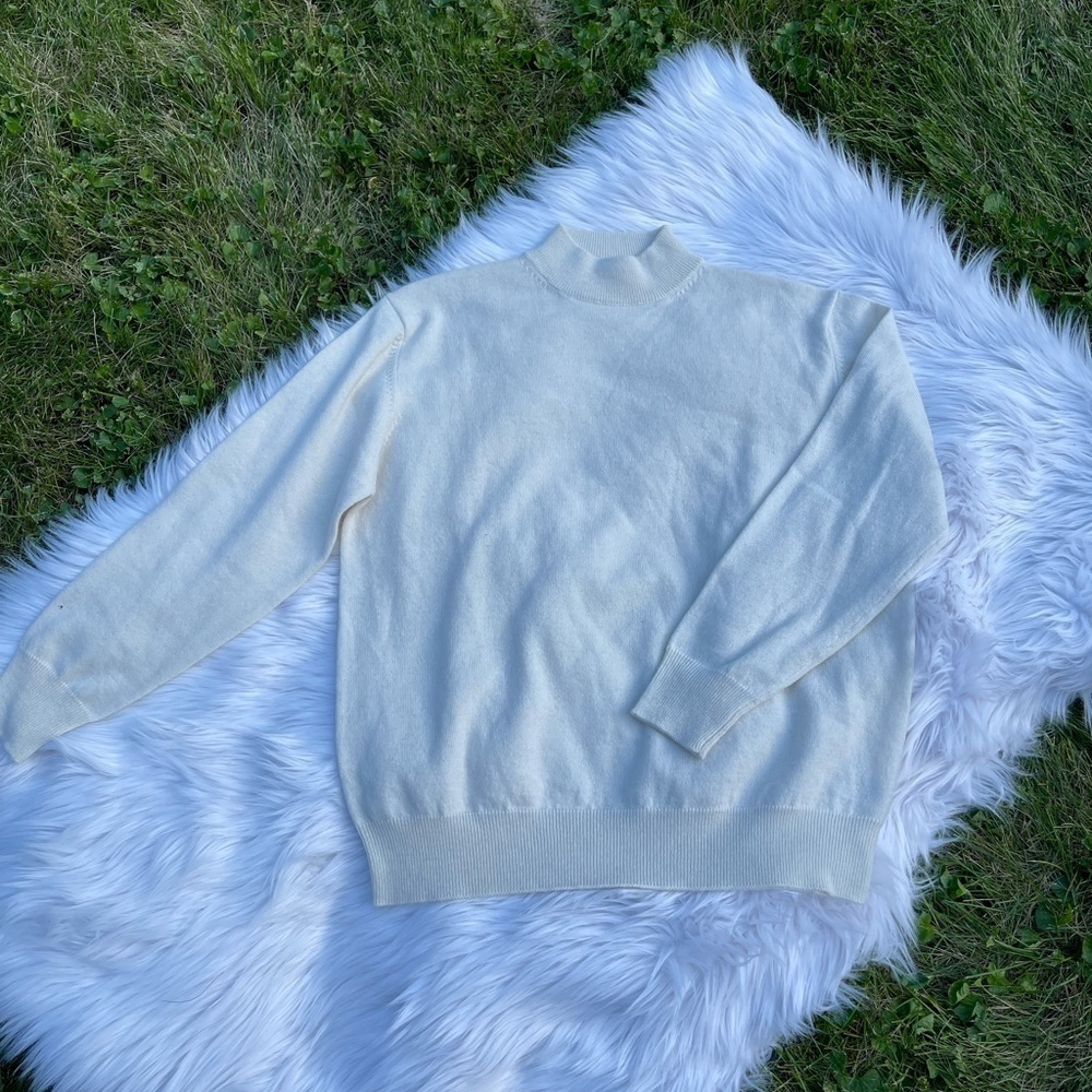 EUC Blarney 100% cashmere sweater​​​​​​​​​​​​​